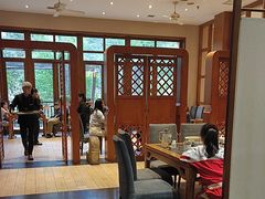 -黔蘑菇四季餐厅(观山湖店)