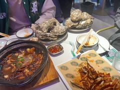 -蚝堡海鲜·威海菜·海肠捞饭·烧烤·亚洲吃蚝公司(幸福门店)