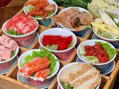-山城鼎重庆老火锅(西安钟楼店)