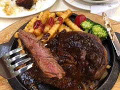 -香港新发烧腊茶餐厅(万象店)