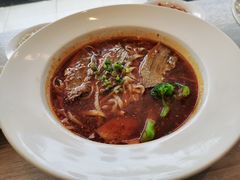 -康师傅私房牛肉面(马泉营奥莱店)