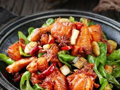 山茶油焖鸡-万荣烤鸭店·北京菜(天坛店)