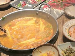 -老凯俚酸汤鱼(鸿通城店)