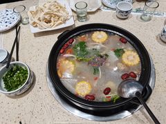 -九寨沟特色牦牛肉汤锅