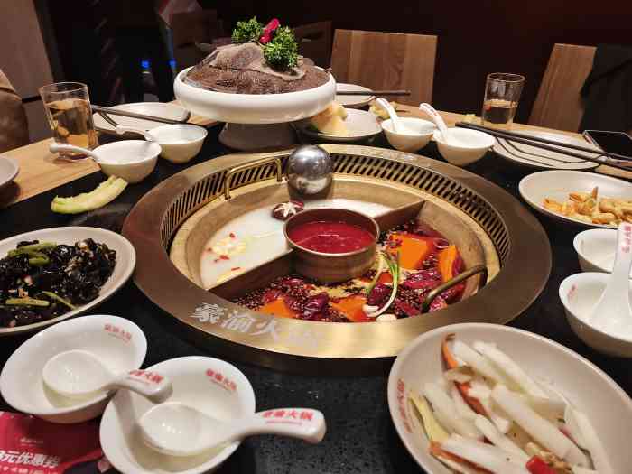 豪渝火锅(李家村万达广场店)-"好久没来过李家村万达,这家火锅店人