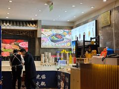 -沸炉重庆老火锅(军事博物馆店)