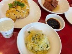 -侬佳蒸菜馆(听潮店)