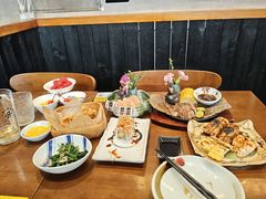 -8PINTS八品脱·日料·烧鸟·精酿小酒馆(莘庄店)