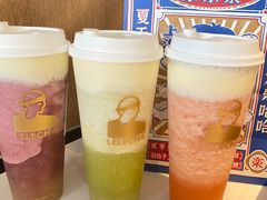 -江边城外烤全鱼(世茂广场店)