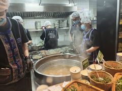 -云阿蛮云南生烫牛肉米线(奉贤路店)