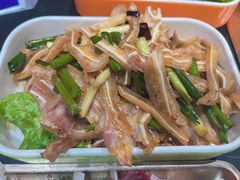 猪耳朵-板凳烧烤(东关街店)