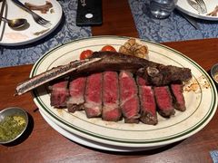 -MONICH牛排融合餐厅(和义大道购物中心店)