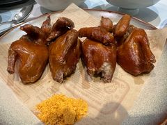 椒盐乳鸽-南麓·浙里(外滩店)