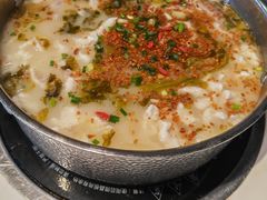 -德林酸菜鱼火锅(南丹店)