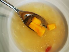 -悦享绿山墙西餐厅