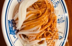 Stir-fried Rice Noodles with Cold Noodles