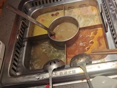 -渝夫虾滑火锅(解放路旗舰店)