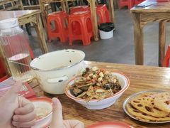 -冶建镜子·老南昌大排档·江西虾王(总店)