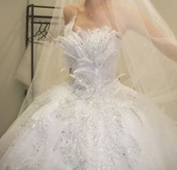 点击看大图 -Bridal Queen·婚纱女皇