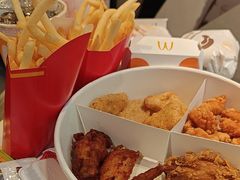 -麦当劳(得来速店)