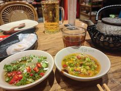 -吴氏老牌坊云南鱼豆花火锅店(通江街店)