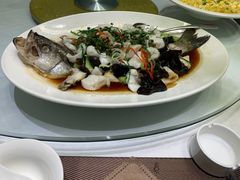 鲜花椒起片蒸海鲈鱼-胡记饭店(保工街店)