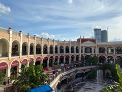 -佛罗伦萨小镇广佛名品奥特莱斯(疏港路店)