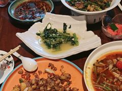 -泡桐树孙二娘私房菜