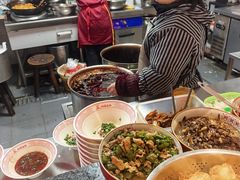 -杨婆鱼粉(骆仙路店)