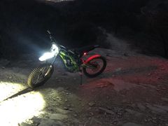 -鬼笑石后山停车场
