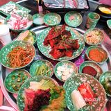 正宗韩国烤肉店 · 人气美食 冷三先生