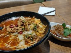 水煮肉片米线-苗乡米线(建军路店)