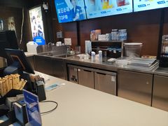 -瑞幸咖啡(绿地红星国际广场C座店)