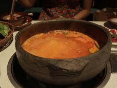 -贵府酸汤牛肉火锅·贵州老字号(飞山街店)