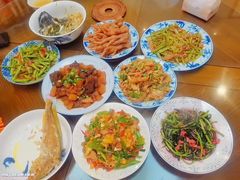-天鹅到家·保姆月嫂育儿嫂(蔚蓝海岸店)