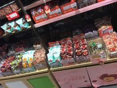 -良品铺子(南昌梦时代广场店)