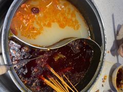 -钢管厂五区小郡肝串串香(蜀都万达店)