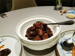 百叶结红烧肉-屋里厢上海菜馆