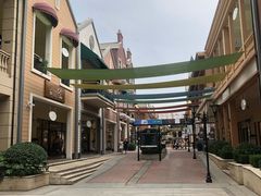 -王府井奥莱临潼小镇(临潼店)