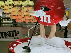 -m豆巧克力世界(上海世茂广场店)