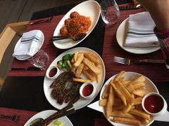 -WOLFGANG PUCK KITCHEN & BAR(迪士尼小镇店)