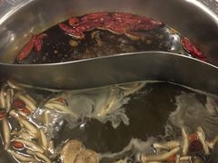 -憨铁匠老火锅(龙岗万科里店)