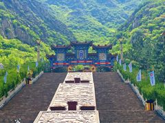 -鸡鸣山旅游风景区
