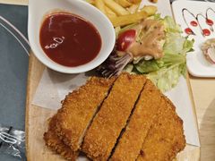 -刀叉遇上筷子中西融合餐厅(和平店)