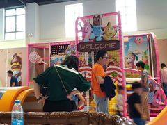 -蒙特利亲子乐园