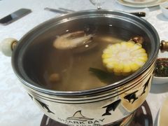 -海鲨湾海鲜会馆(百家湖1912店)