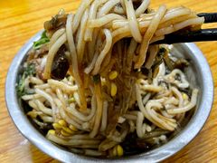 -灵山卢梅燕粉店