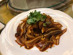 -山珍王国·云南野生菌石锅鱼