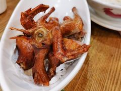 红烧乳鸽-赏点粤式点心(广州塔店)