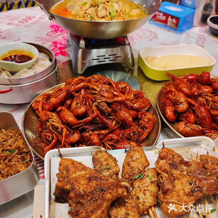 今年第一顿小龙虾，我替你们先炫了！